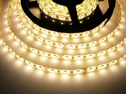 Led pásek Greenlux GXLS320 12V 9,6W 1m 3000K IP20 580lm 60 LED