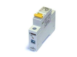 Jistič 4A jednofázový elektrický Bonega 02-1004B-PEP-6J B 6kA 