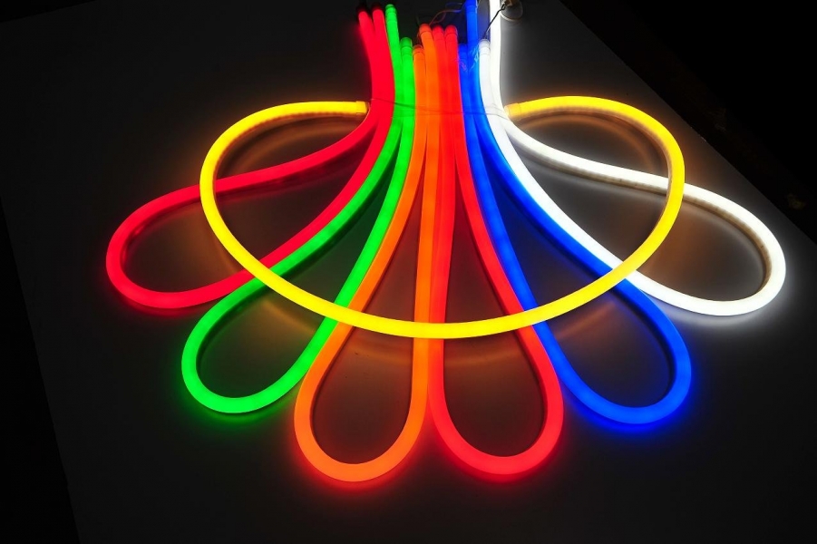 LED neon flexi hadice 230V 92LED/m 7W/m červená 